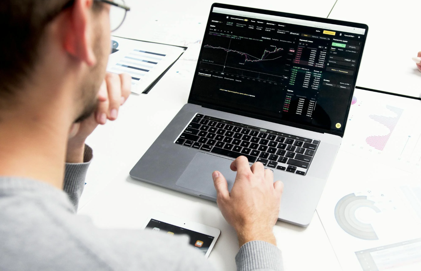 Is Strict Regulation Impacting UK Digital Market Growth